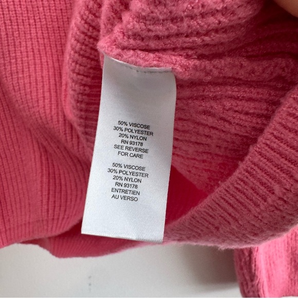 Tahari pink ribbed crewneck sweater size small - Picture 3 of 5